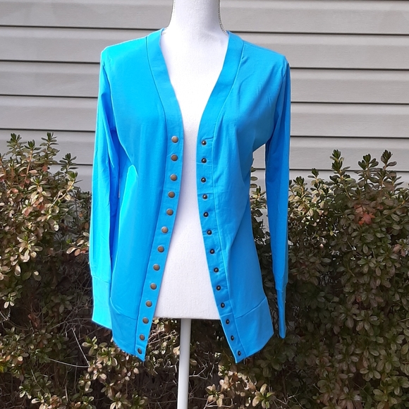 🆕️ Snap Button Cardigan - Picture 7 of 12